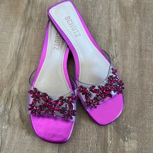 Prince Slide in Bright Violet
Schutz